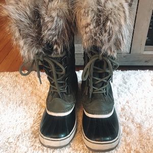 SOREL Joan of Arctic Winter Boot - Size 8.5